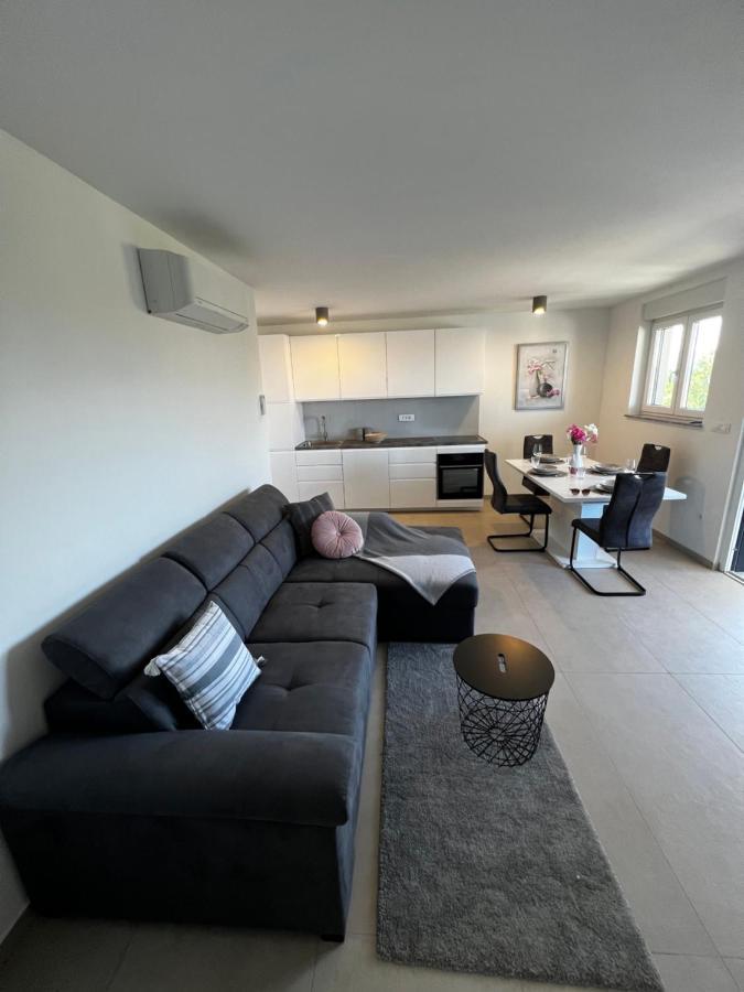 Apartman Ana Sveti Anton  Exterior photo